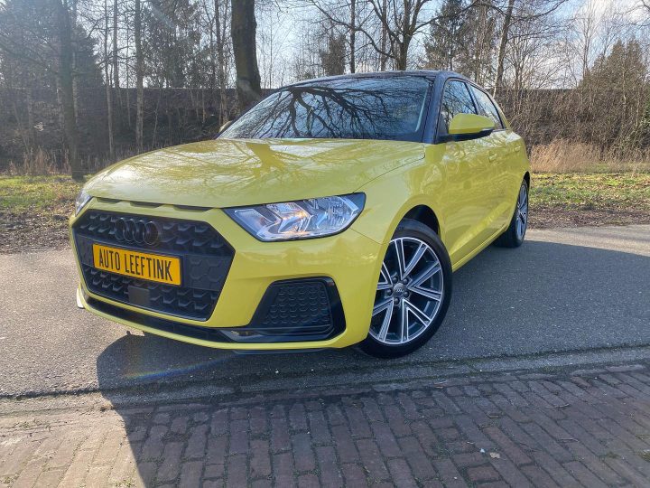 Audi A1 Two-Tone 25 TFSI Epic