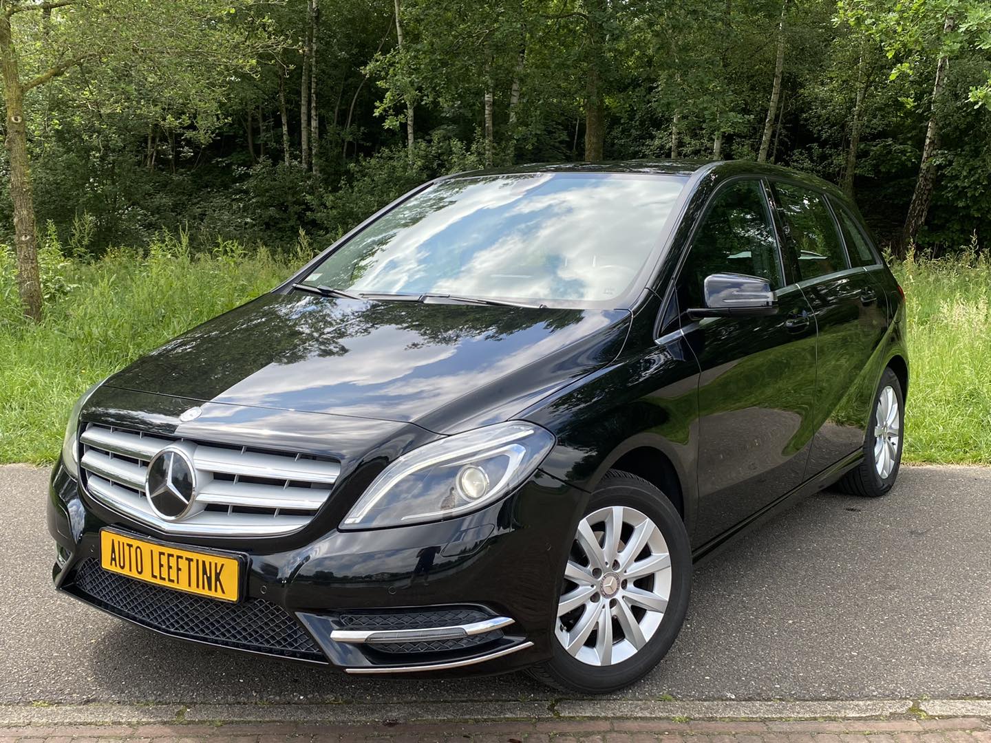 Mercedes-Benz B-Klasse B 180